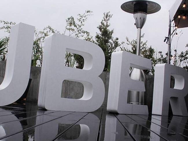 Distrito ordena eliminar todas las vallas publicitarias de Uber y Cabify en la ciudad. Foto: Colprensa