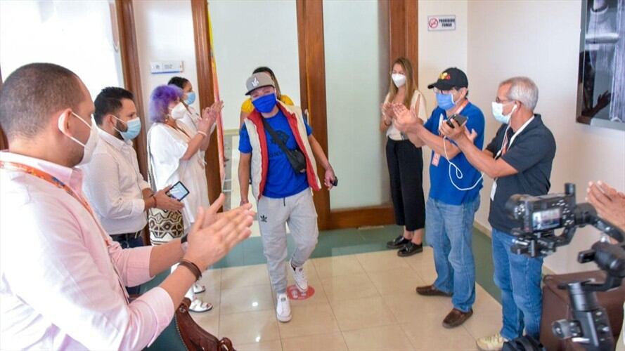 Cien días después de la tragedia de Tasajera, regresó uno de los sobrevivientes. Foto: Cortesía: Gobernación del Magdalena