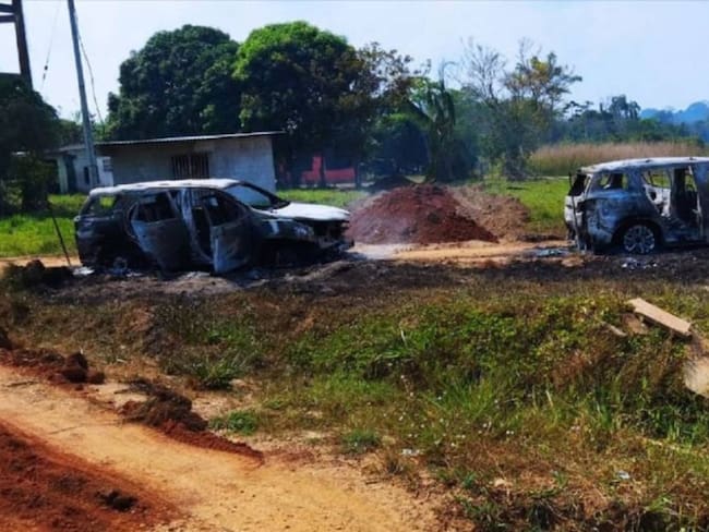 Grupo armado quemó dos camionetas de Naciones Unidas en Guaviare. Foto: Cortesía Gobernación