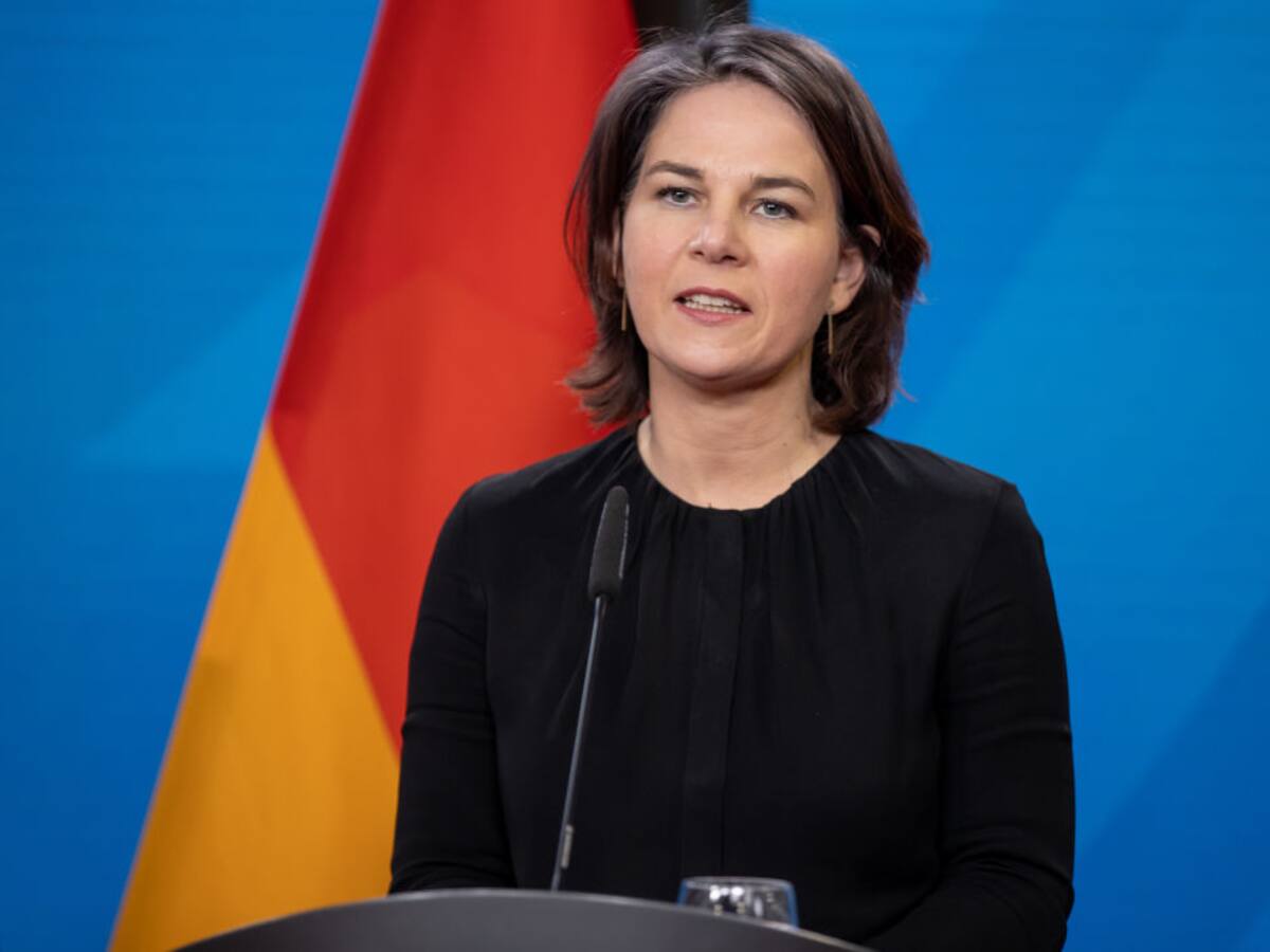 Alemania hará “rendir cuentas” a Rusia por la guerra en Ucrania: ministra de Asuntos Exteriores