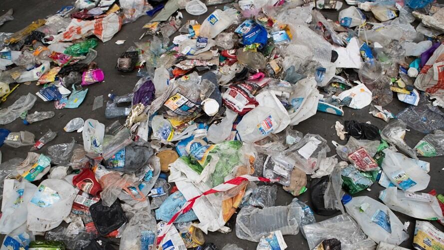 Gobierno electo de Guatemala anuncia reverso en ley que prohibía uso de elementos plásticos de un solo uso. . Foto: Getty Images