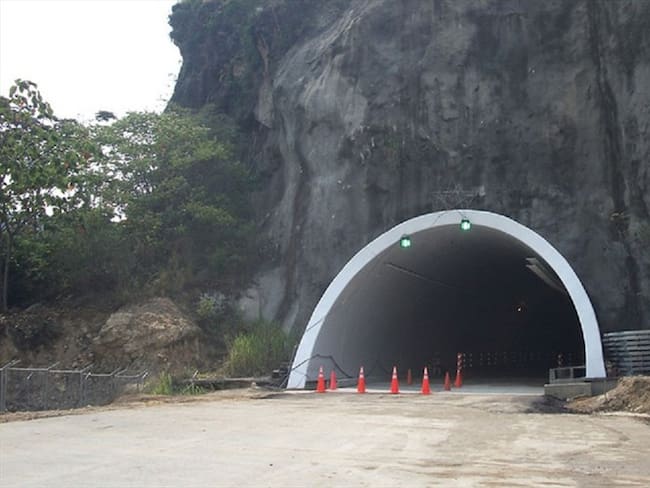 Se mantiene cierres en el túnel Sumapaz en Melgar por mantenimientos. Foto: Colprensa
