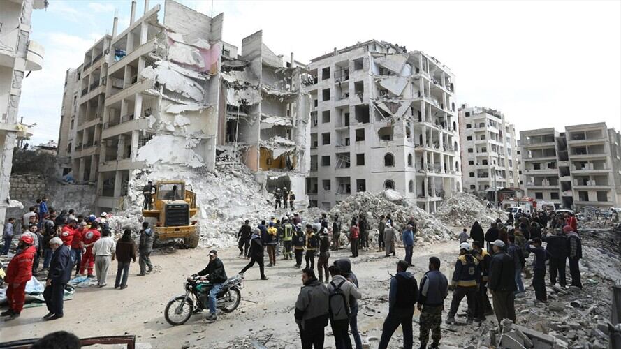 Estados Unidos dio un paso adelante mirando atrás. En una calculada operación militar, atacó en coordinación con Francia y el Reino Unido al “bárbaro” régimen de Bachar El Asad. Foto: Getty Images