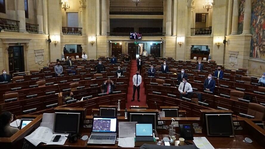 "Borrón y cuenta nueva" en centrales de riesgo quedó a un paso de ser ley. Foto: Colprensa