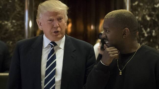 Kanye West se queda sin palabras cuando le preguntan acerca de su apoyo a Donald Trump. Foto: Getty Images