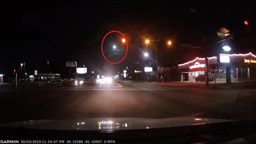 El pasado fin de semana, el cielo de la Florida y el sur de Georgia se iluminó por unos segundos como consecuencia de la aparente caída de un meteorito. Foto: Redes sociales