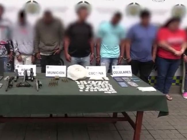 Entre los detenidos están alias “Echeverry” y alias “Negro”, presuntos disidentes de las Farc. Foto: Alcaldía Jamundí.