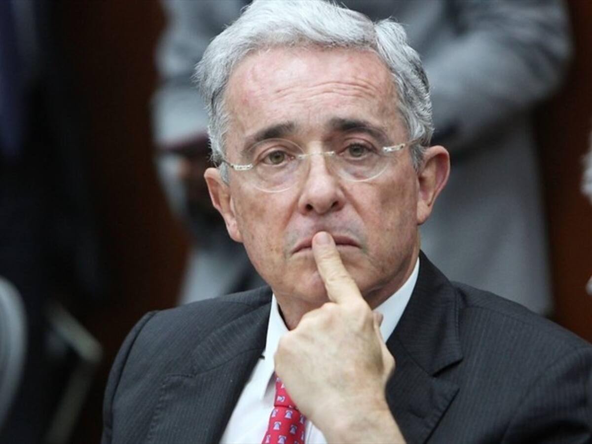 Álvaro Uribe fue llamado a indagatoria en la Corte Suprema de Justicia el 8 de octubre