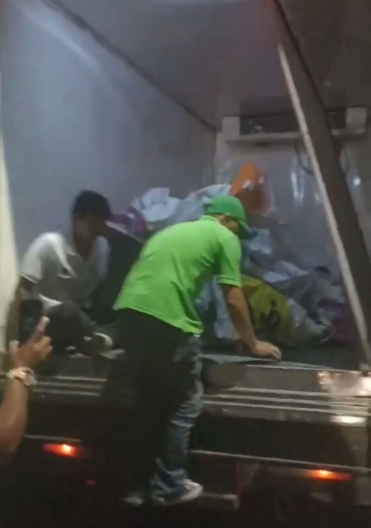 El alcalde de Jamundí detalló que los funcionarios fueron interceptados por dos carros y una motocicleta y amenazados por sus ocupantes.