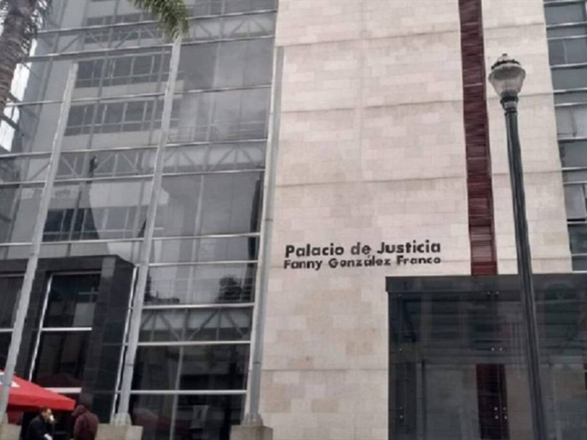 Por posible abuso sexual de menores, a Concejal de Manizales le dieron medida domiciliaria