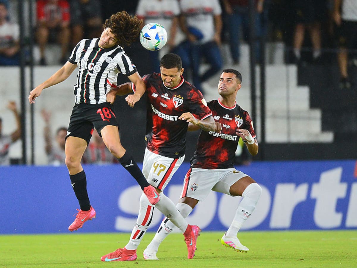 Once personas detenidas tras finalizar el partido de Copa Libertadores entre Libertad y Sao Paulo