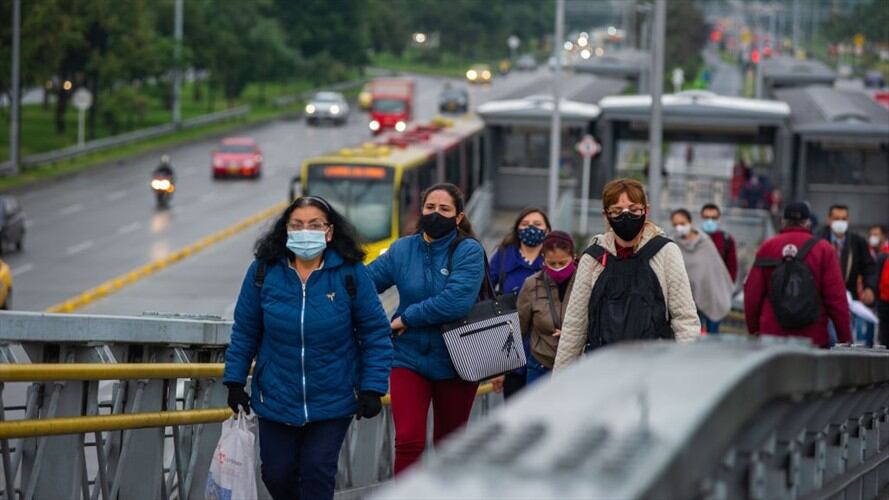 Nuevas medidas en Bogotá: toque de queda desde las 11 p.m. y ley seca desde este martes. Foto: Getty Images