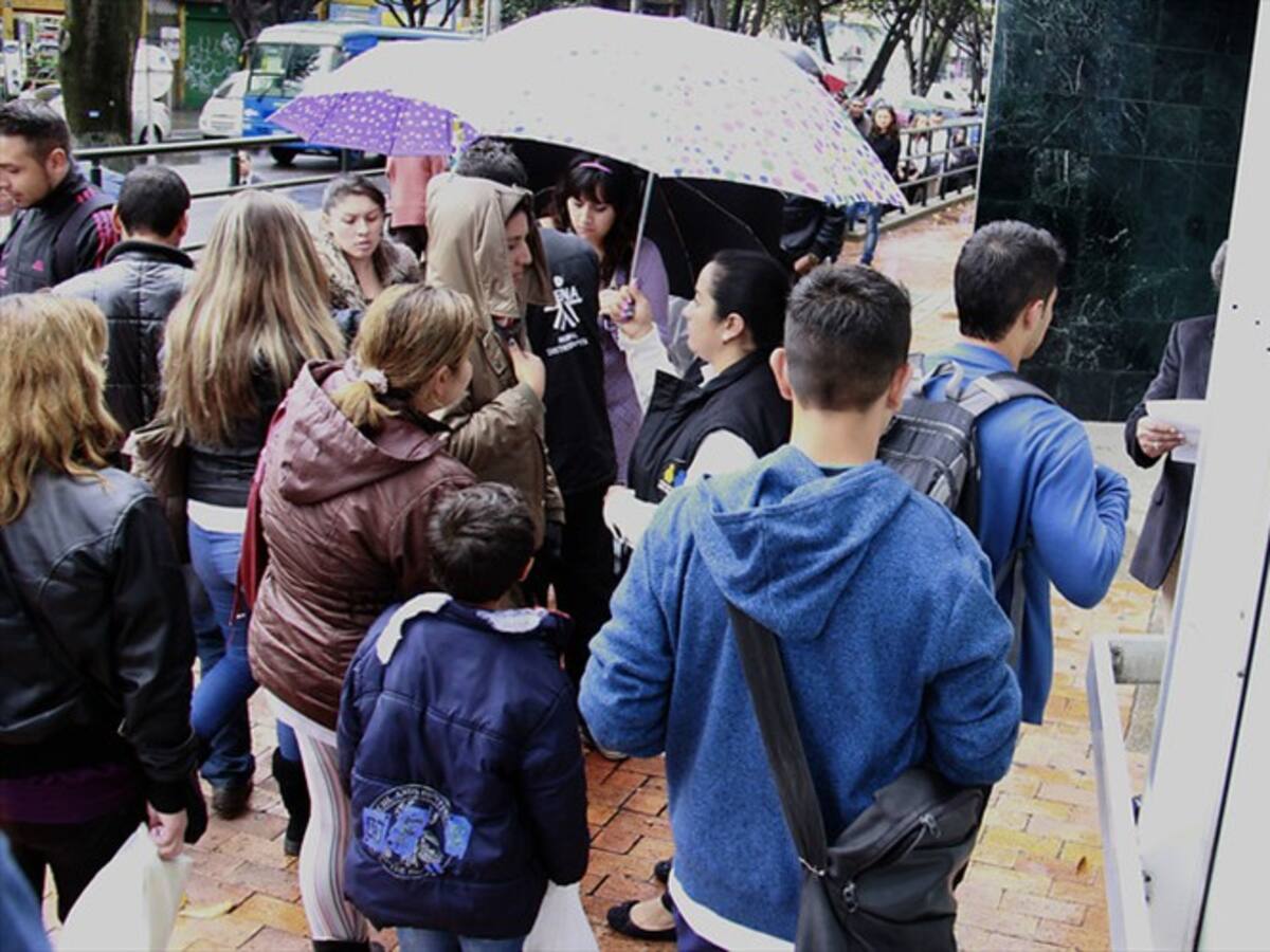 Sena entrega certificados que no cumplen estándares de calidad ni son válidos en exterior