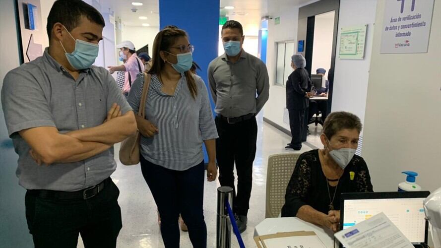 Cuestionan distribución de vacunas contra el COVID-19 en Córdoba.Foto: prensa Alcaldía Montería.