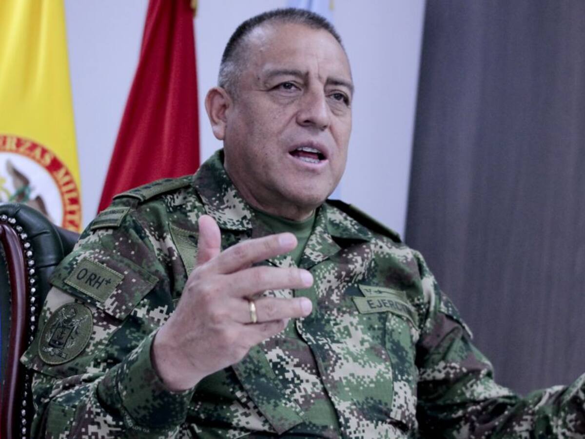 General Navarro sería el embajador de Colombia en Líbano