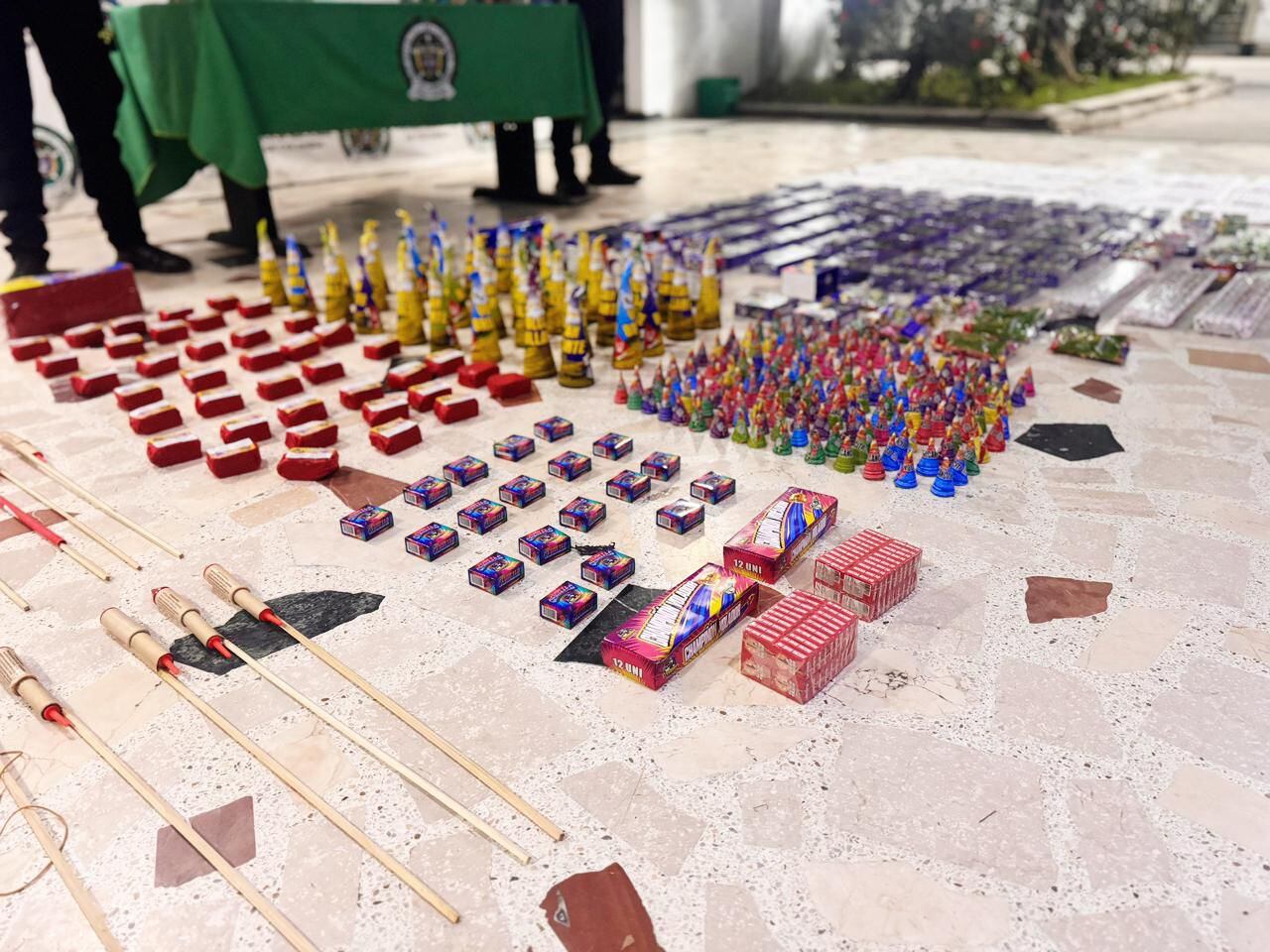 Incautan más de 10.000 unidades de pólvora en la localidad de Kennedy en Bogotá