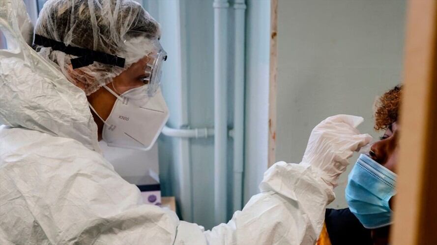 Los gobiernos de la Unión Europea han comenzado a flexibilizar las prohibiciones de viaje de Reino Unido para contener la variante. Foto: Getty Images