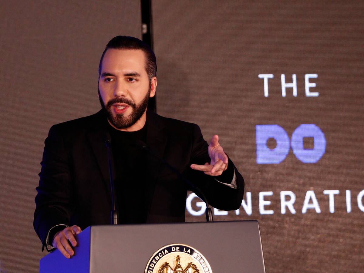 Bukele aseguró que es falso que aeronave con droga hallada en México procedía de El Salvador