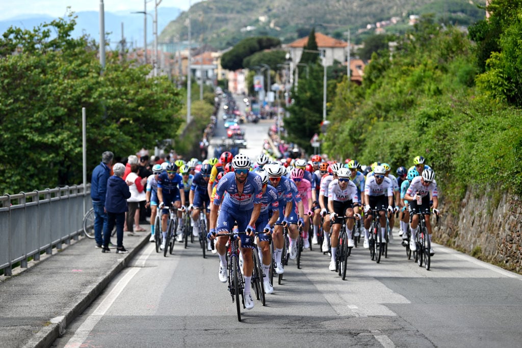 Giro de Italia. (Photo by Dario Belingheri/Getty Images)