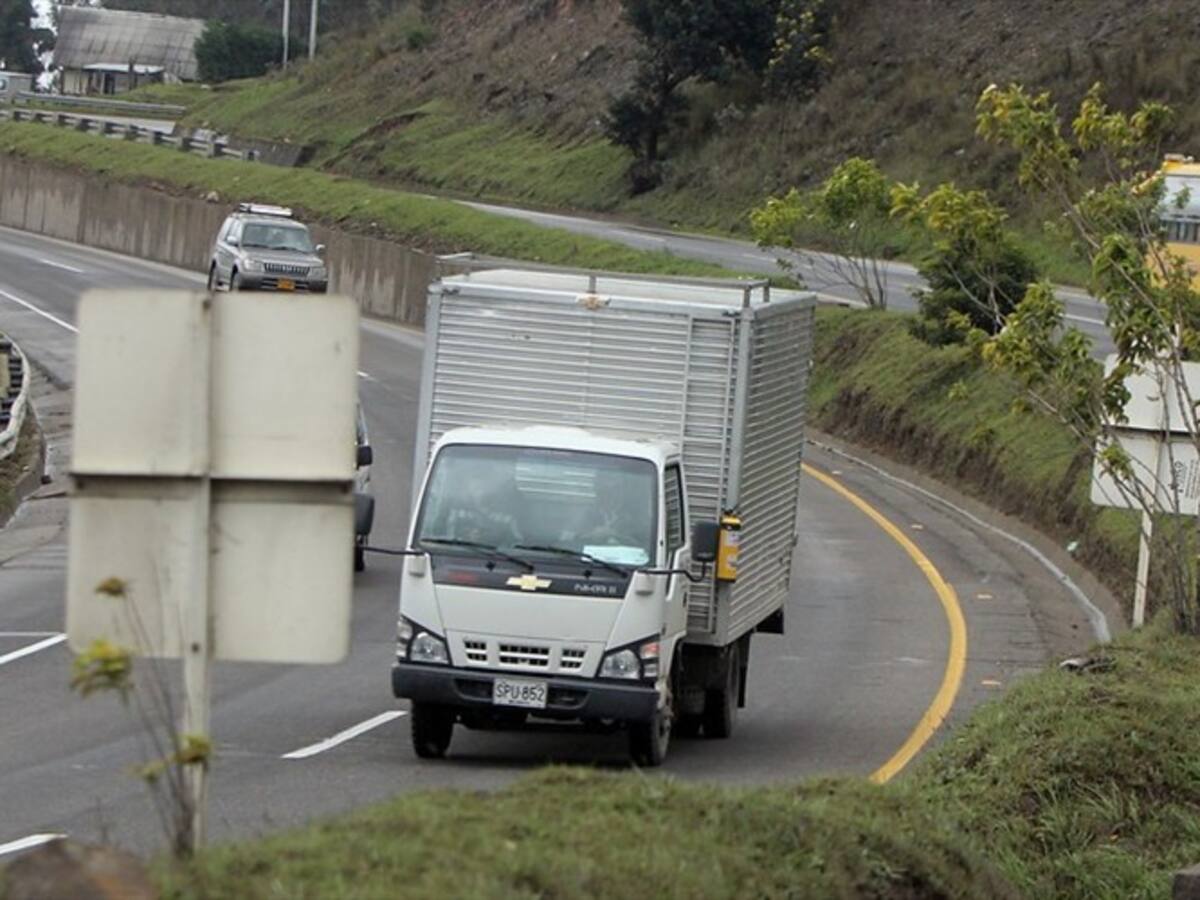 Gremio transportador en desacuerdo con la instalación de peajes en la vía Cúcuta-Ocaña