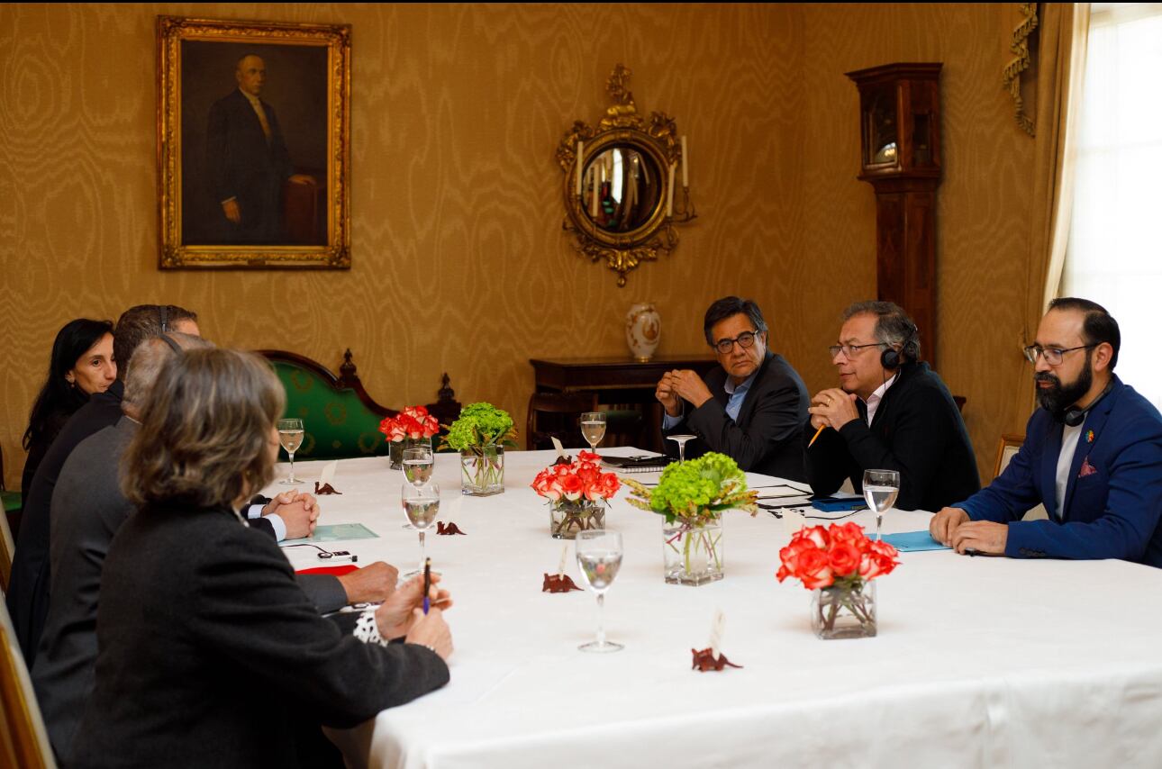Reunión entre Gobierno y Glencore. Foto: Presidencia
