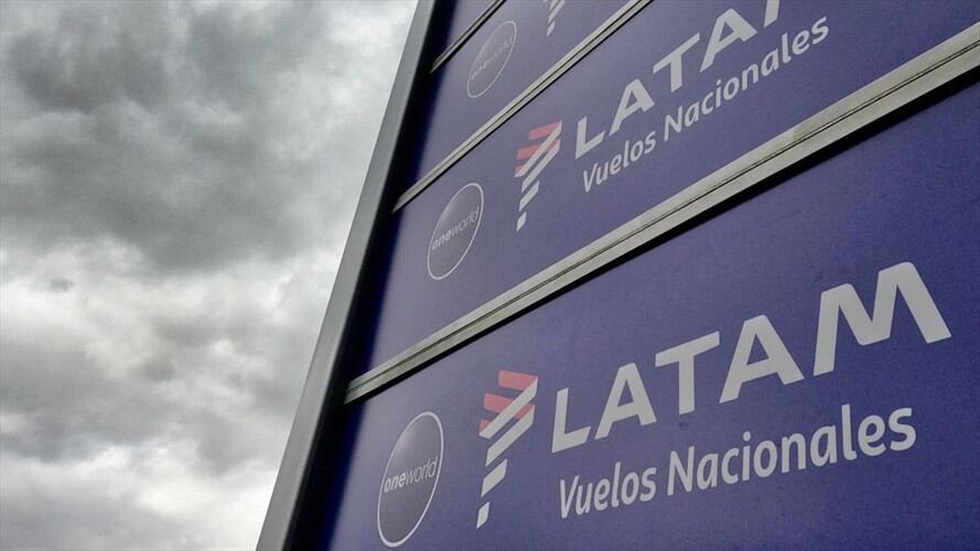 Por 2.450 millones de dólares, Latam modificó propuesta de financiamiento. Foto: Getty Images / DANIEL MUÑOZ