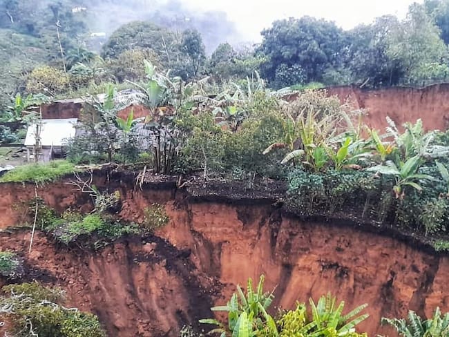 Una falla geológica y las fuertes lluvias generan las afectación a esta población de Rosas Cauca. Crédito: Junta de Acción Comunal La Soledad. 