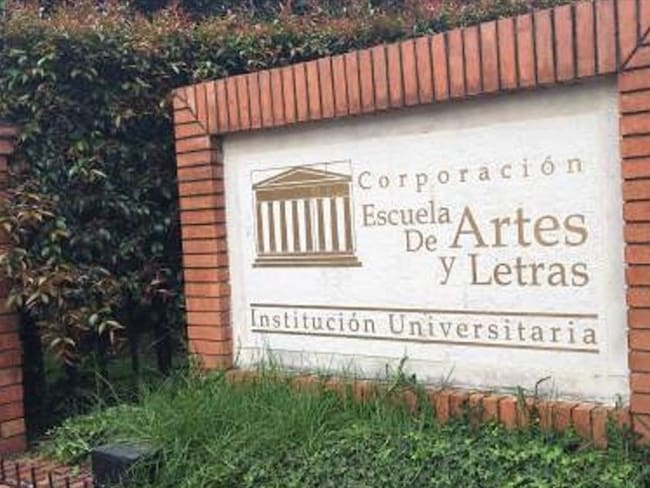Estudiantes de la escuela de Artes y Letras denuncian irregularidades en la institución
