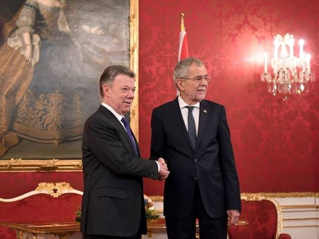 Juan Manuel Santos se reunió con Alexander Van Der Bellen, presidente de Austria, en el marco del ingreso de Colombia a la Organización para la Cooperación y el Desarrollo Económico (OCDE). Foto: Getty Images