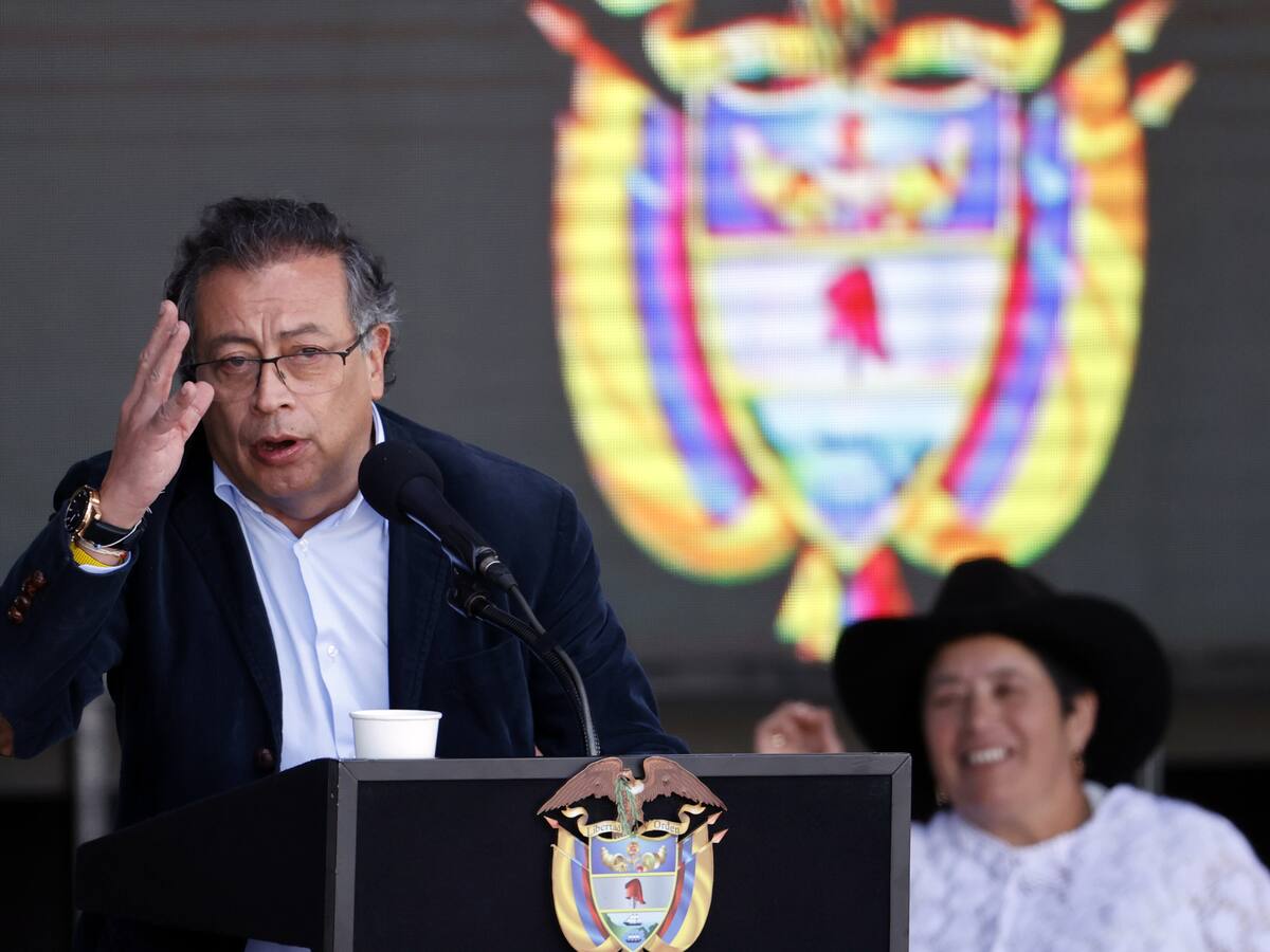 Así se hacen las hidroeléctricas, matando a la gente: Petro sobre Urrá