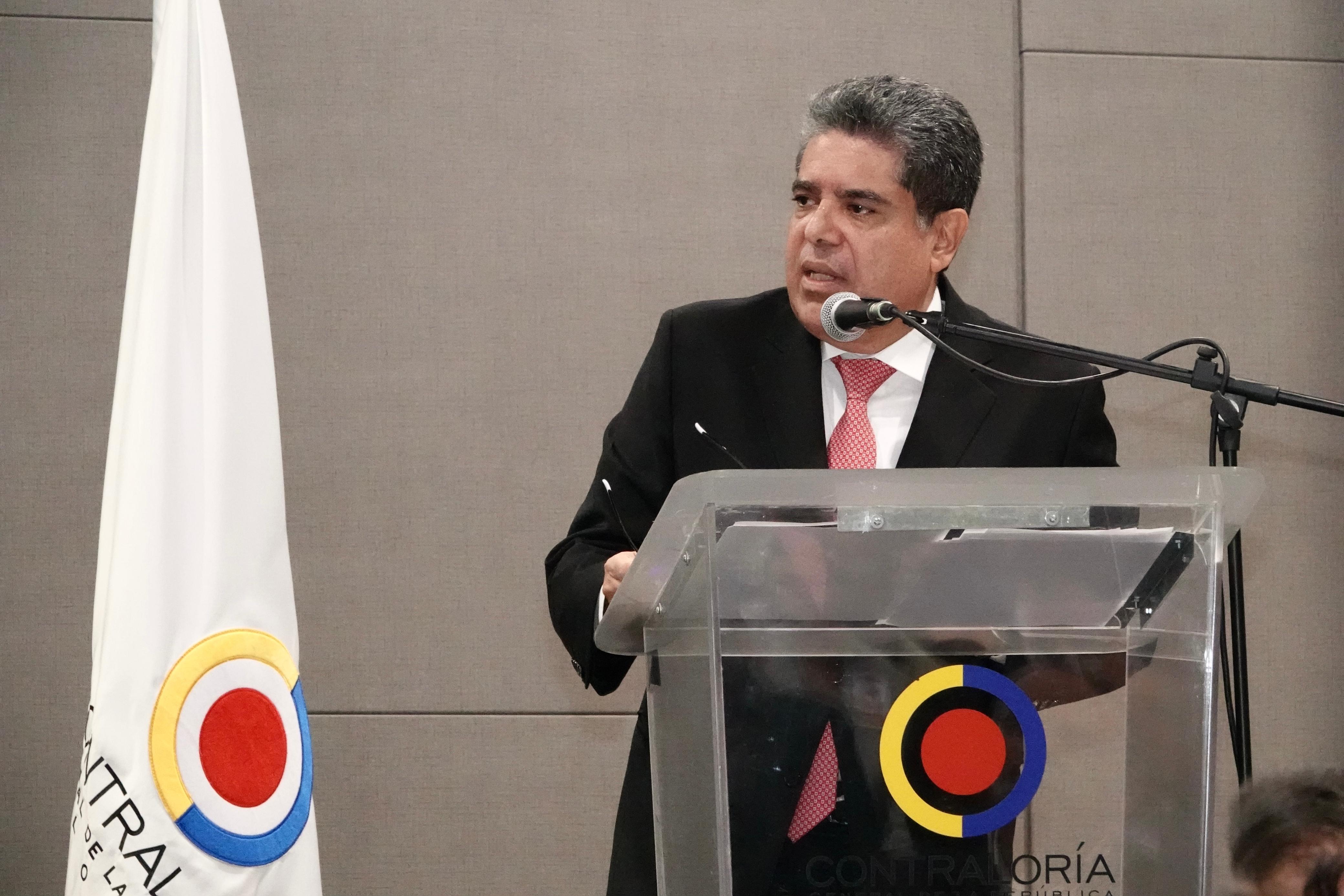 Contralor General Carlos Hernan Rodríguez- Cortesía