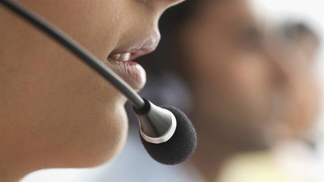 Maria, Perla y Mauricio, aseguraron que están entre 200 y 500 personas encerradas en un mismo sitio.. Foto: Getty Images
