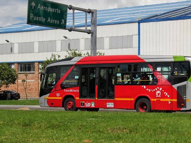La mejor decisión es renovar la flota de buses: Transmilenio