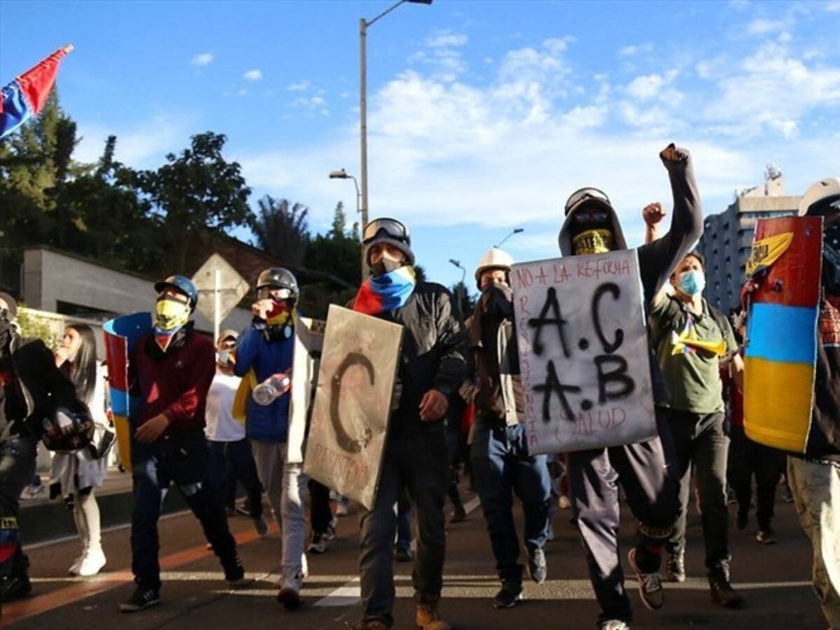 Por bloqueos 1.200 tractomulas cargadas con café no han podido llegar los puertos
