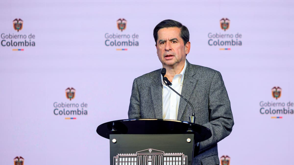 “Soy el primer defensor de la Constitución de 1991″: Juan Fernando Cristo, MinInterior (d)