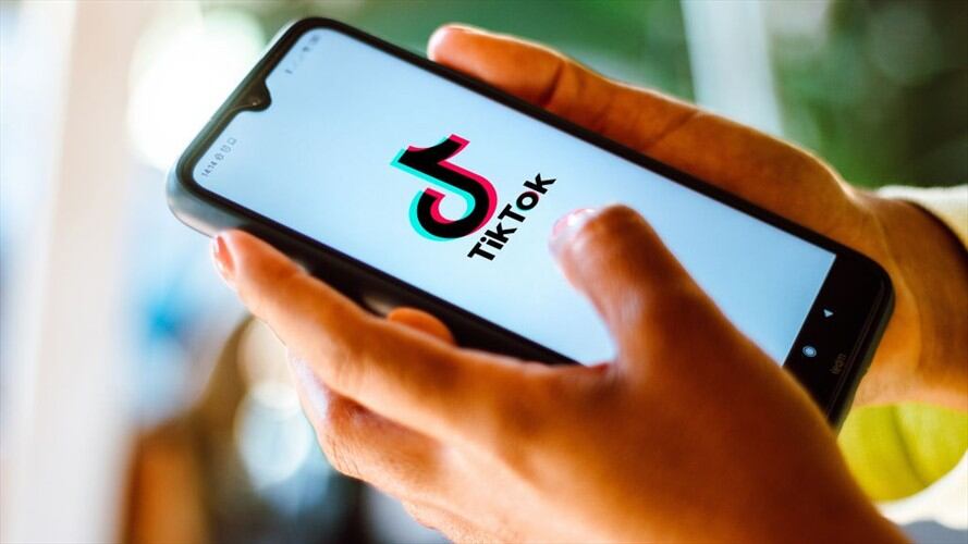 Italia bloquea Tik Tok para usuarios cuya edad no está garantizada. Foto: Getty Images