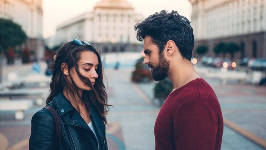 Dar por finalizada una relación frente a frente nunca ha sido agradable, pero hay quien lo hace y ahora hay quien paga por evitarlo. Foto: Getty Images