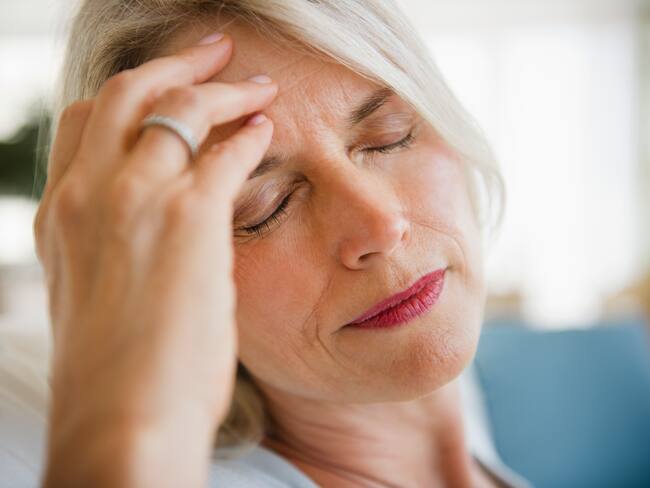 ¿El cerebro puede doler? Experto explica por qué la gente confunde esta sensación