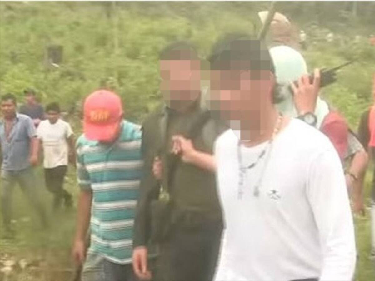 Campesinos retienen a tres policías en el sur de Córdoba