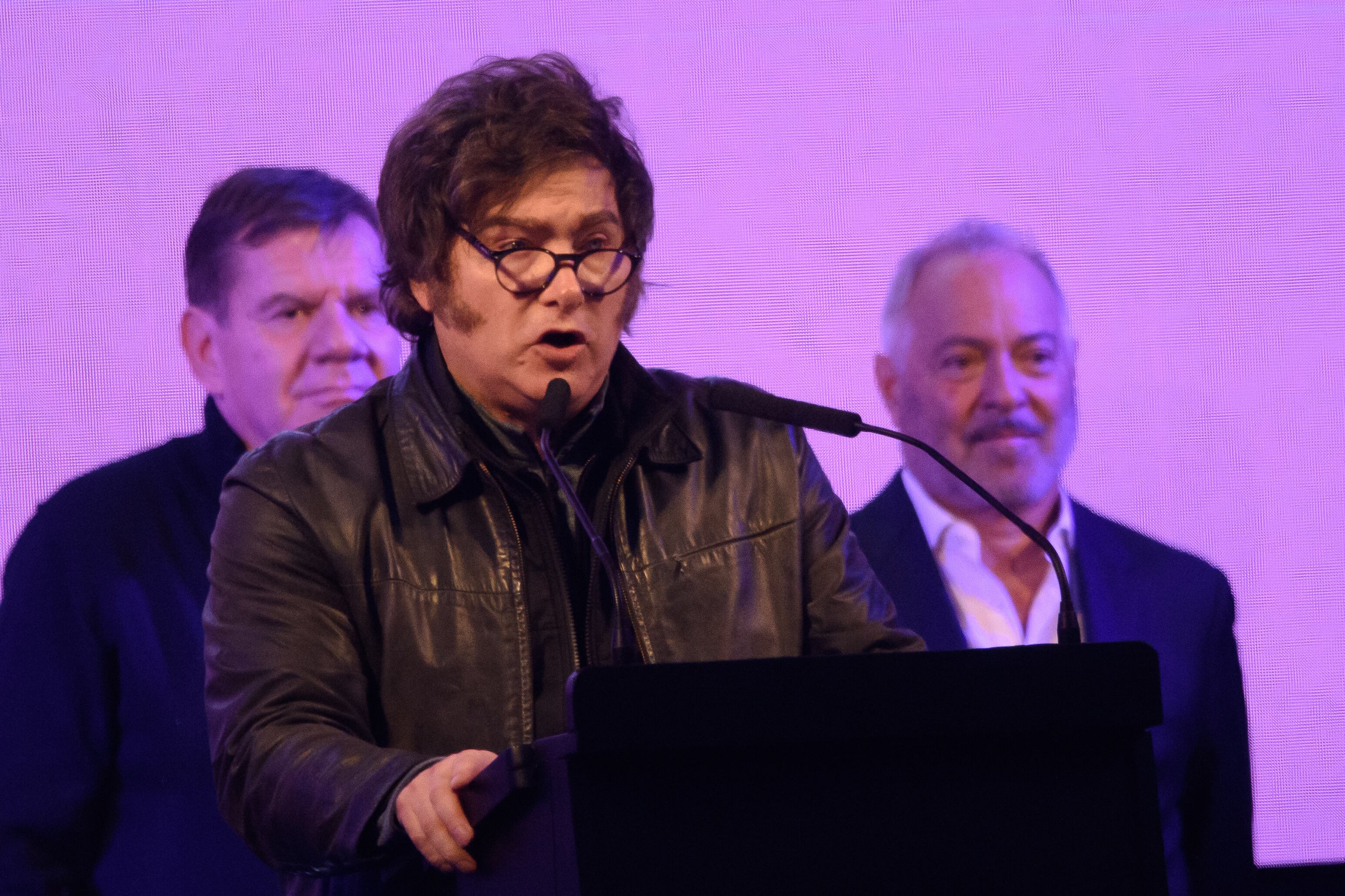 El presidente de Argentina, Javier Milei, el 14 de agosto de 2025 en La Plata, Buenos Aires. FOTO: Julian Martínez/NurPhoto vía Getty Images