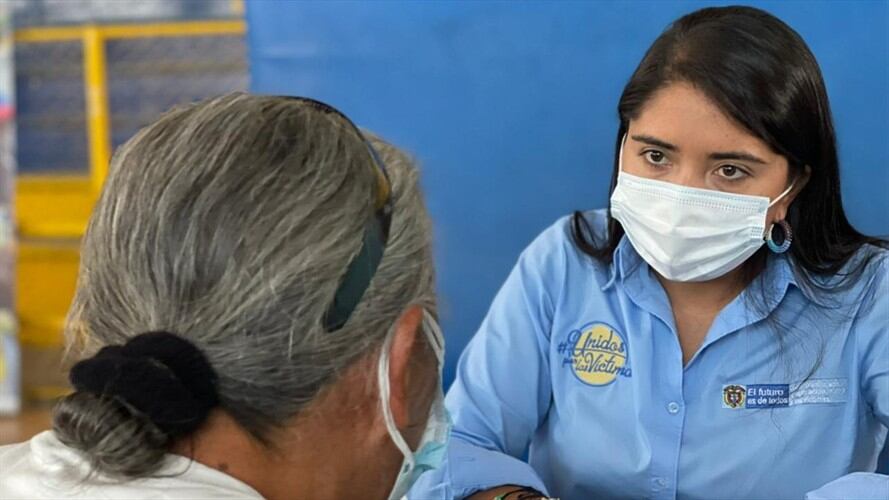 La subdirectora nacional de la Unidad para las Víctimas, Lorena Meza, lideró la jornada en Popayán . Foto: W Radio