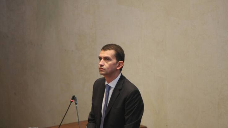 “La intención de él es llegar a un acuerdo integral”: abogado de Emilio Tapia