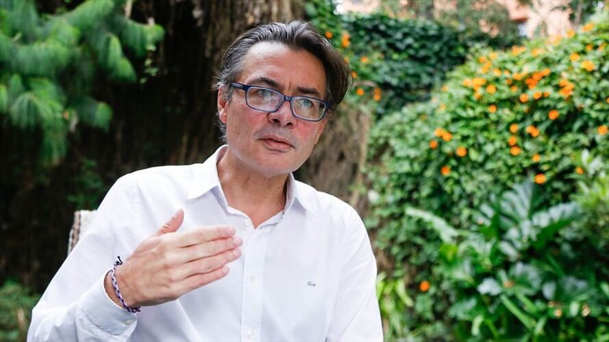 Bases del liberalismo dirigieron una dura carta a César Gaviria por imponer a Alejandro Gaviria como candidato para 2022. Foto: Colprensa / CAMILA DÍAZ