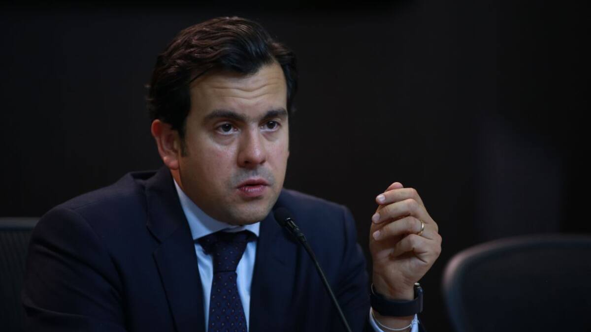 Rodrigo Lara empieza su camino hacia la Alcaldía de Bogotá