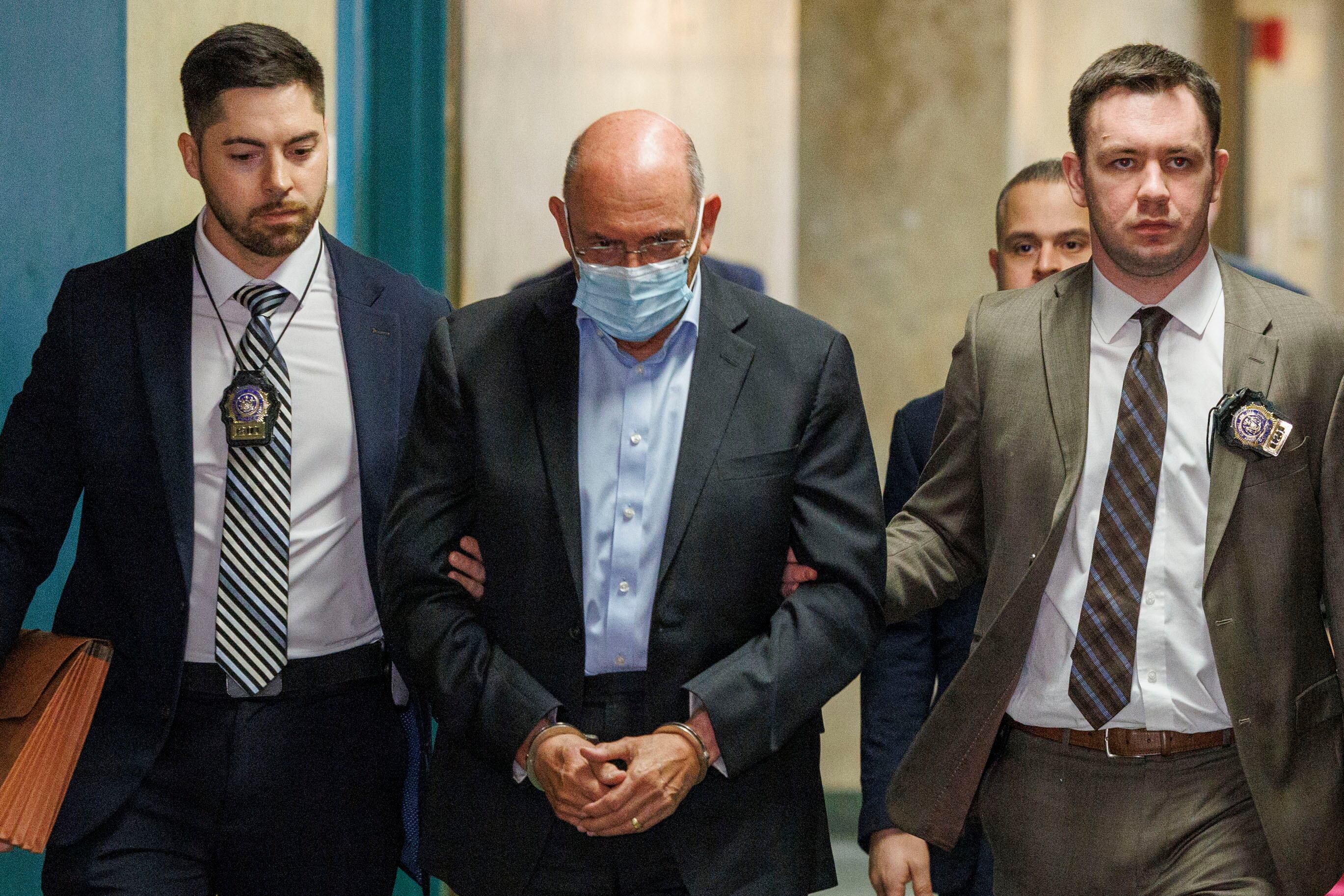 Exdirector financiero de Trump se declara culpable de perjurio. Foto: EFE/EPA/SARAH YENESEL