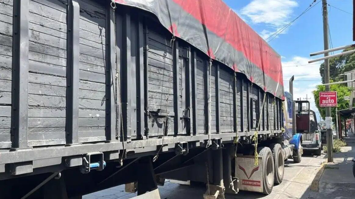 Encuentran a más de 300 migrantes en cajas de camiones en México. Foto: Europa Press.