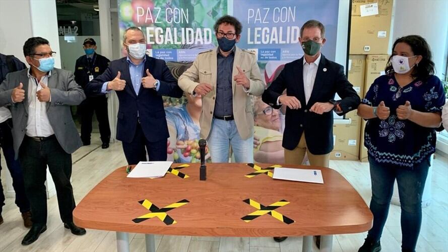 La cita se dio en el marco de la ‘Peregrinación por la Vida y La Paz’, que se está congregando en Bogotá para exigir la protección de los desmovilizados. Foto: Consejería Presidencial para la Estabilización