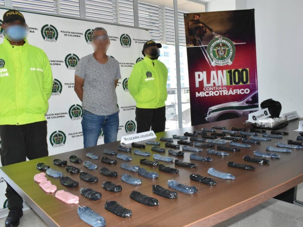Hombre fue capturado en Cartagena cuando empacaba cocaína líquida en preservativos