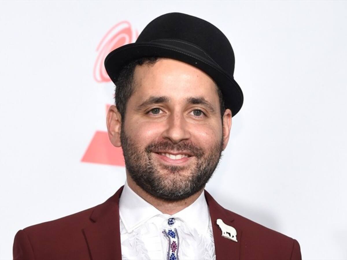 Eduardo Cabra, Visitante de Calle 13, lanza su EP individual