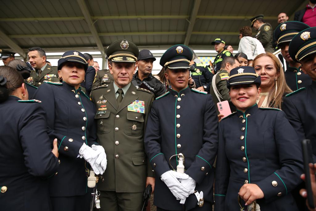 Se graduaron 265 nuevos oficiales de Policía que reforzarán la seguridad ciudadana. Foto: Cortesía Policía.